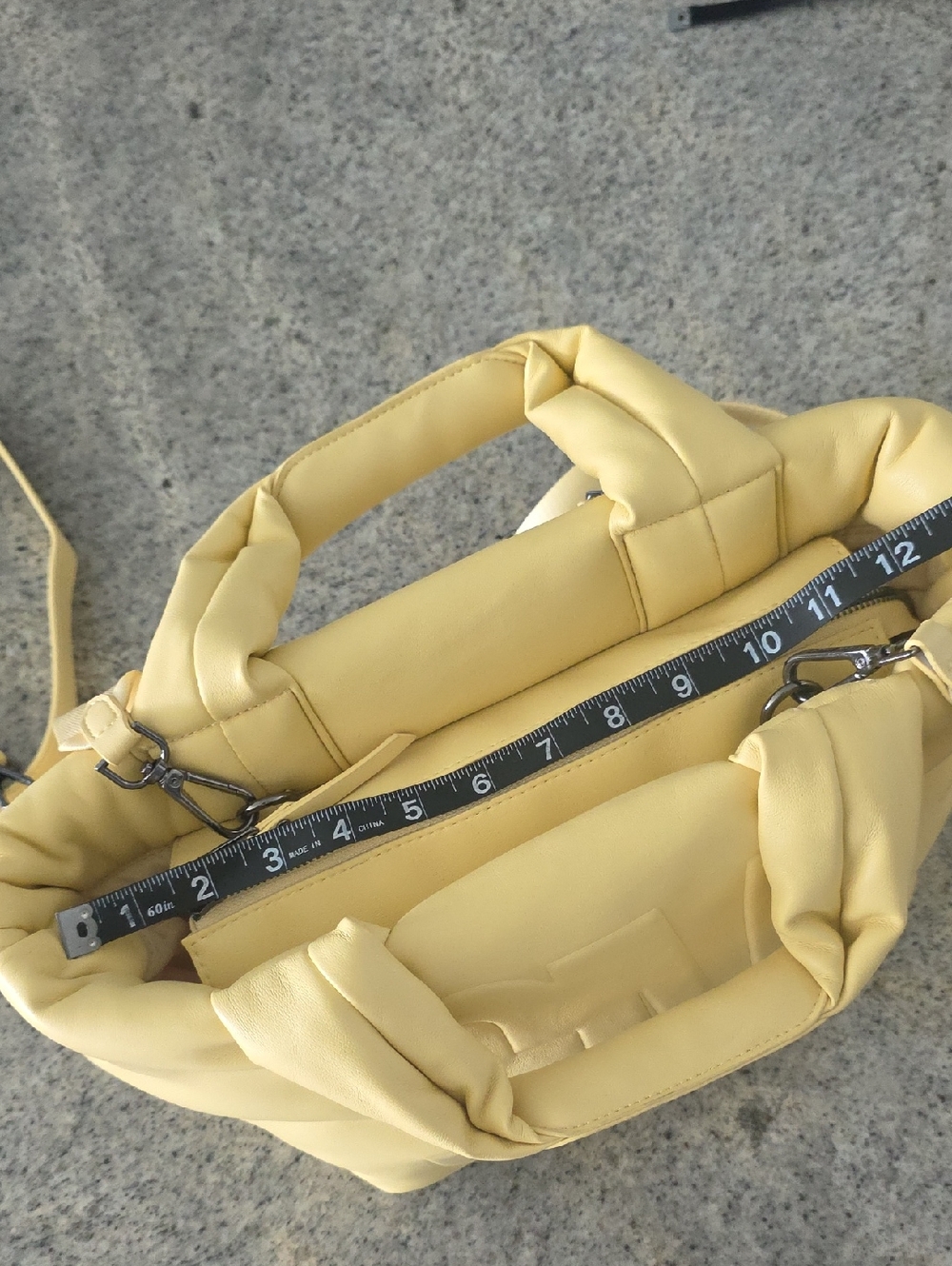 Steve Madden Butter Yellow Puffer Crossbody Bag with Embossed SM - Picture 8 of 9